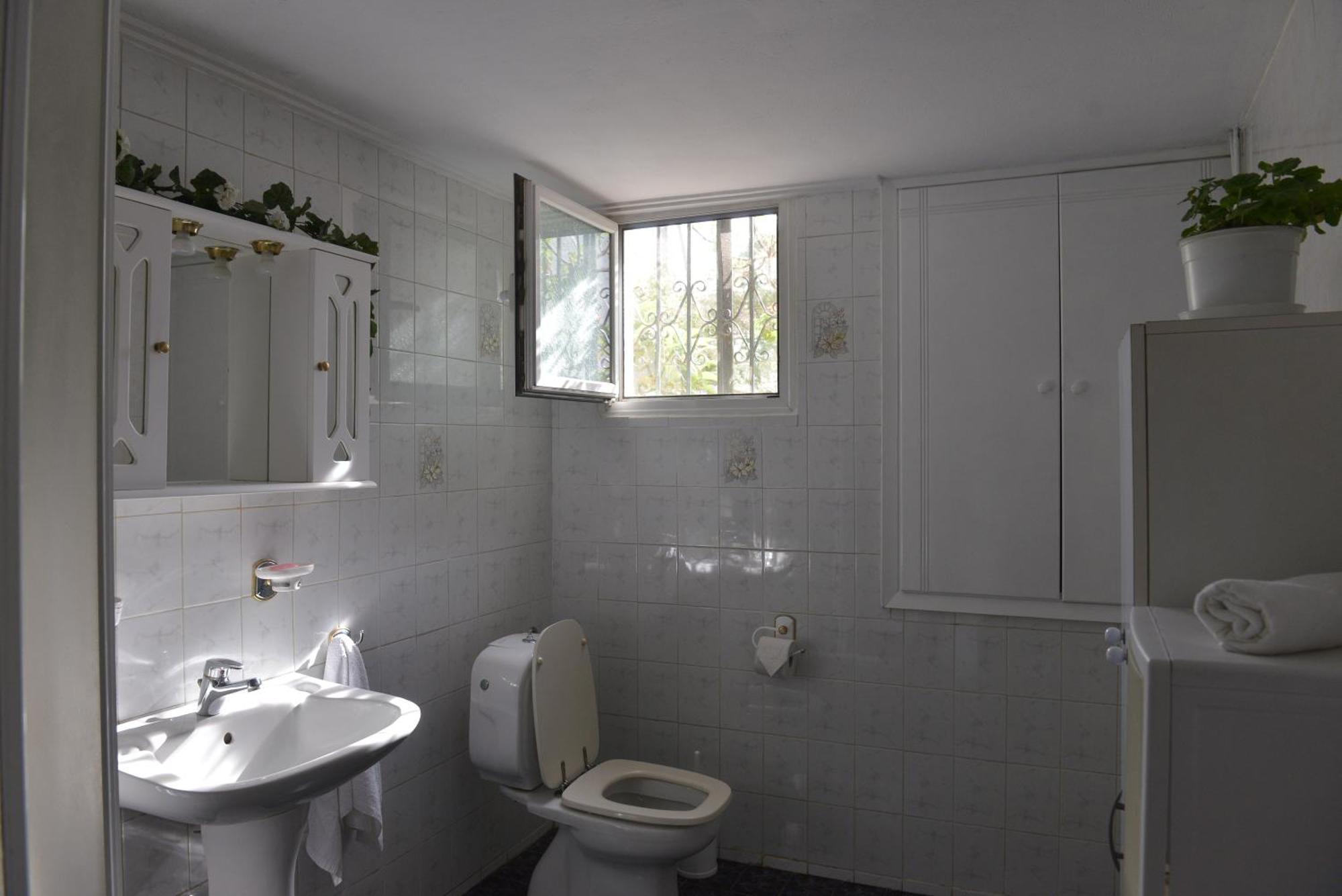 Salamis Beachfront House エクステリア 写真